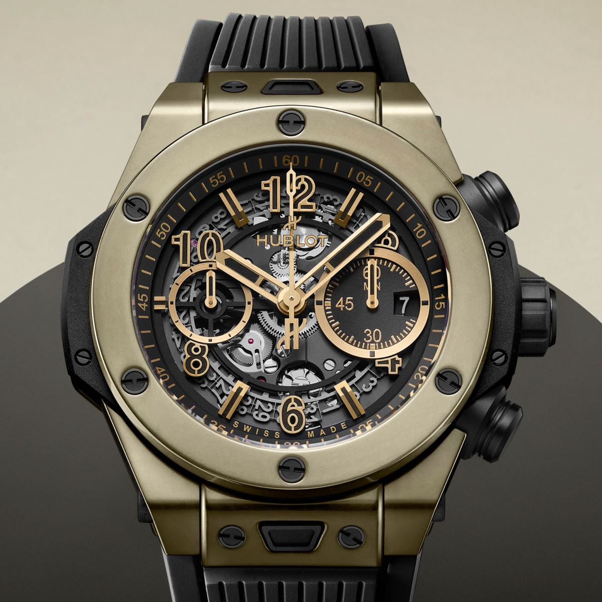 Hublot Tiết Lộ Phiên Bản Giới Hạn Big Bang Unico Full Magic Gold-1