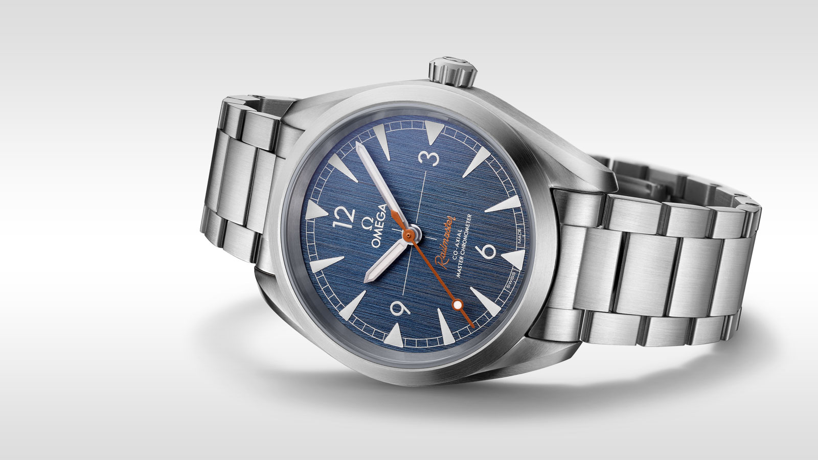 đồng hồ Omega Railmaster Master Chronometer "Denim" steel