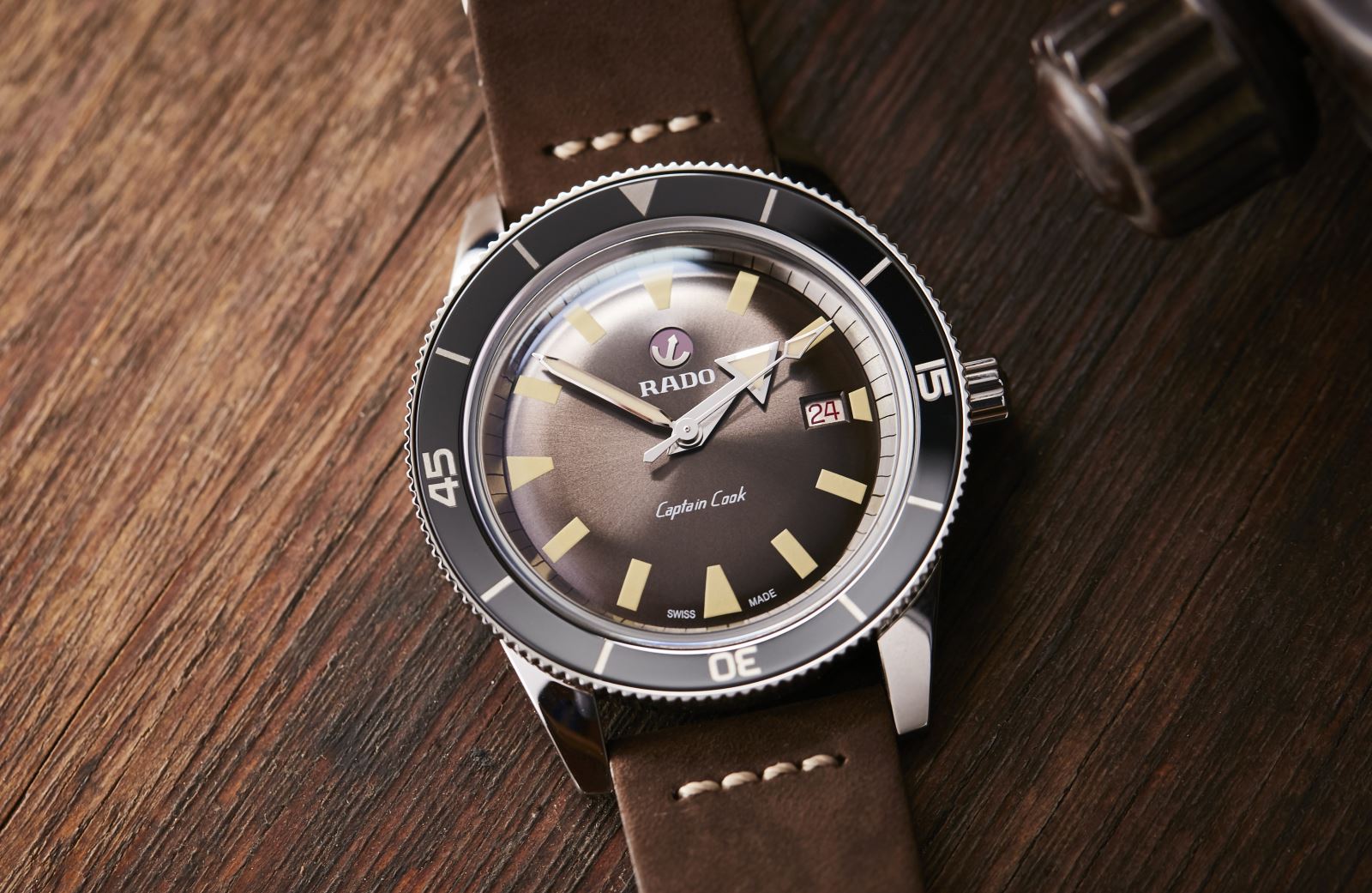 đồng hồ automatic rado captain cook 