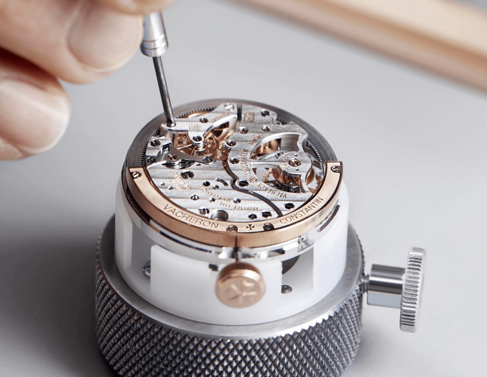 bộ máy calibre 2160/1 in-house vacheron constantin traditionnelle tourbillon