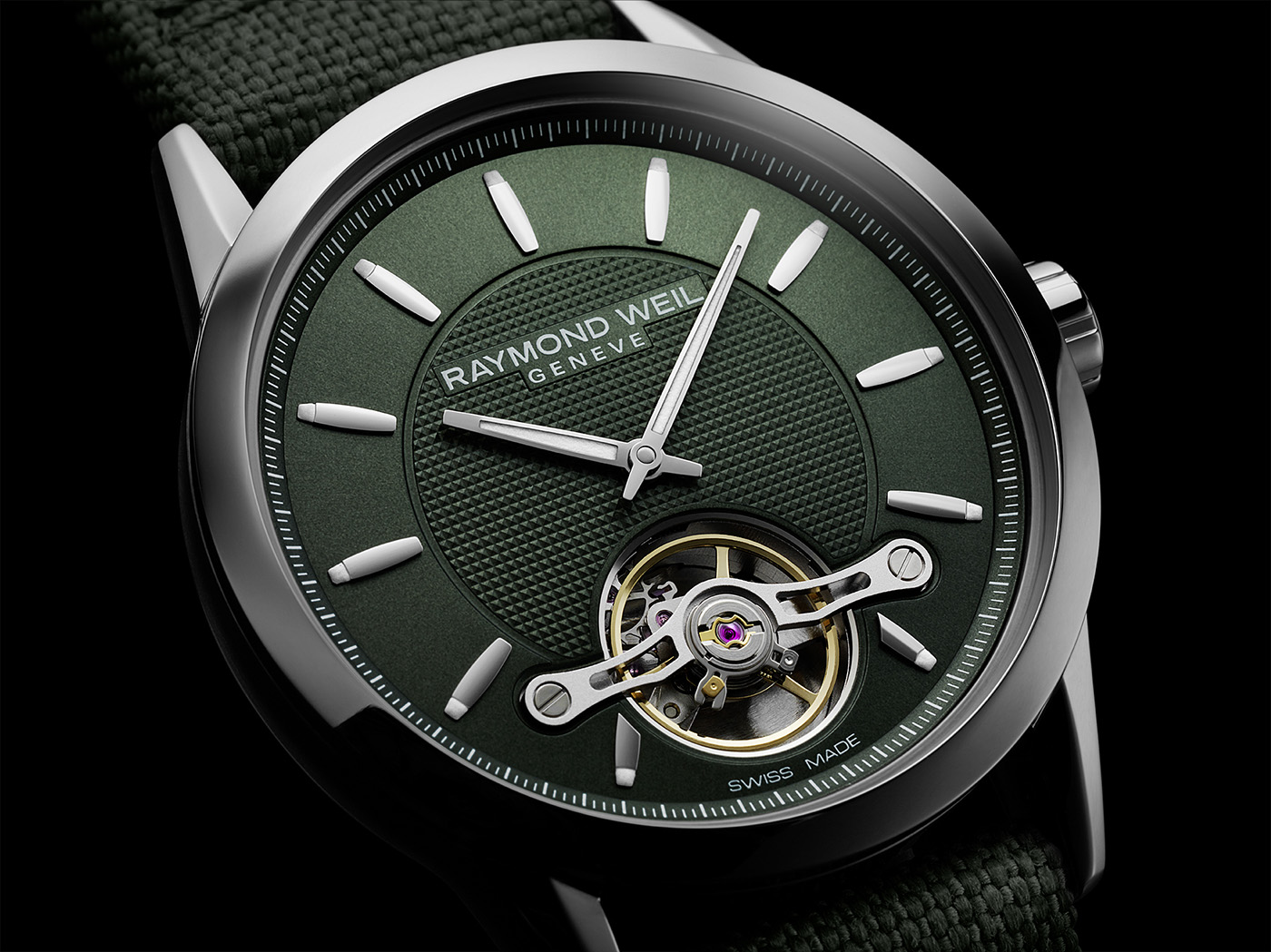  Green Freelancer Calibre RW1212 - Đồng Hồ Raymond Weil Xanh Lá 2020 