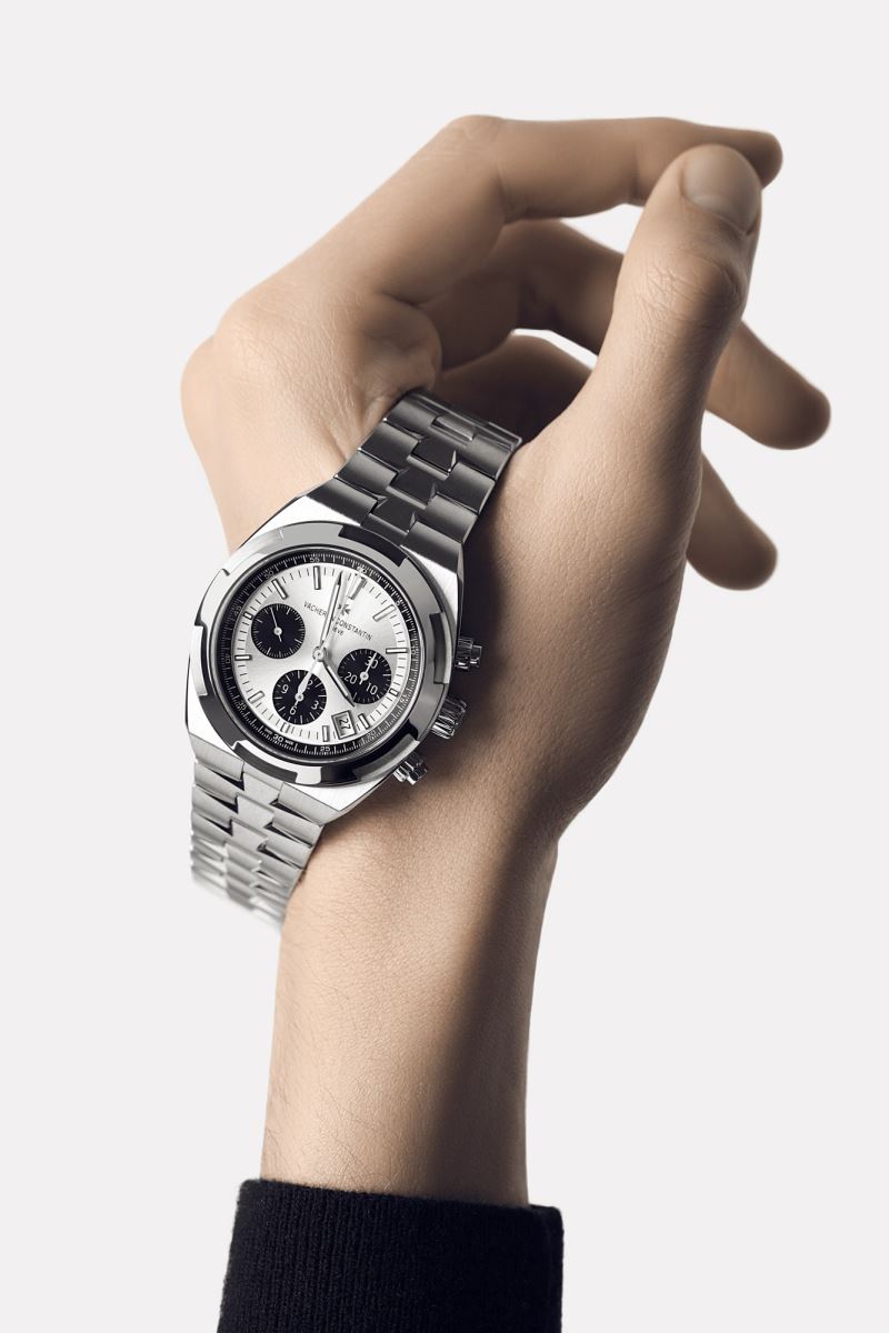 đồng hồ vacheron constantin overseas chronograph panda